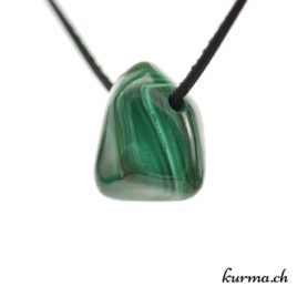 Malachite - Pendentif pierre percée - N°5452.3 • pendentif malachite no5452.3 2 1 Malachite pendentif
