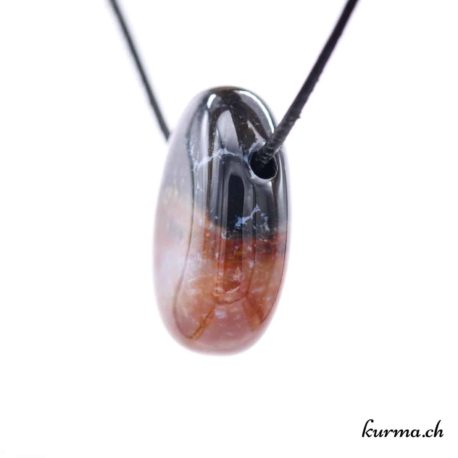 Pendentif Sardonix - N°7750.6-2 disponible dans la boutique en ligne Kûrma. Votre bijouterie Suisse en ligne.