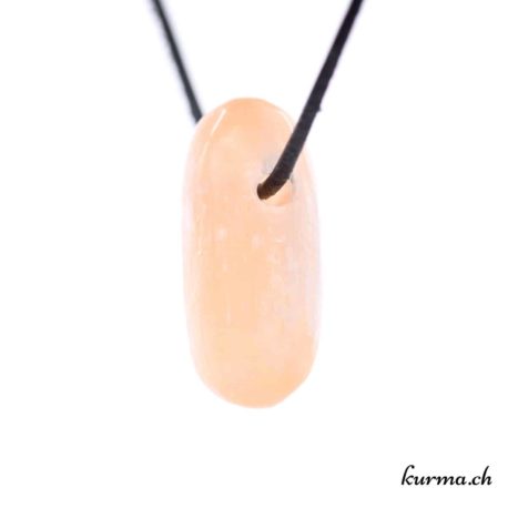 Pendentif Sélénite Orange Oval - N°5938.4-2 disponible dans la boutique en ligne Kûrma. Votre bijouterie Suisse en ligne.