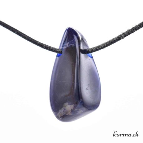 Pendentif Sodalite - Nº7147.8-1 disponible dans la boutique en ligne Kûrma. Votre magasin de pierre et minéraux en suisse