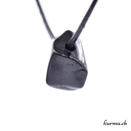 Pendentif Spinelle Noire - N°8489.5-2 disponible dans la boutique en ligne Kûrma. Votre bijouterie Suisse en ligne.
