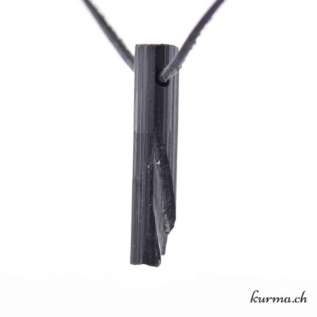 Pendentif Tourmaline Noire Cristal - Nº5829.5-2 disponible dans la boutique en ligne Kûrma. Votre magasin de pierre et minéraux en suisse