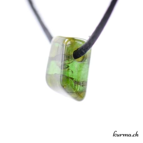 Pendentif Tourmaline Verte - N°8552.6-2 disponible dans la boutique en ligne Kûrma. Votre bijouterie Suisse en ligne.