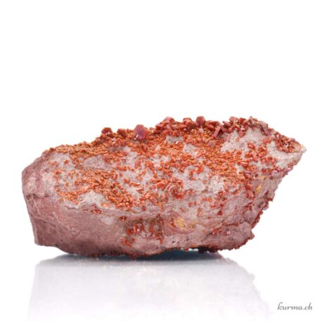 Acheter Vanadinite - N°15650.2-1 dans la boutique en ligne Kûrma. Spécialisé dans des pierres de qualité directement importer depuis les artisans lapidaires.