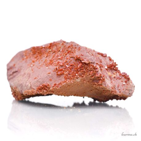 Acheter Vanadinite - N°15650.2-4 dans la boutique en ligne Kûrma. Spécialisé dans des pierres de qualité directement importer depuis les artisans lapidaires.