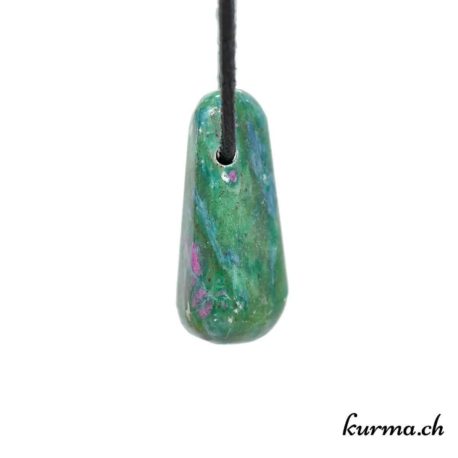 Kûrma, votre boutique de pendentif en pierre. Disponible en vente en ligne et en magasin proche de neuchâtel et la Chaux-de-fonfds en Suisse