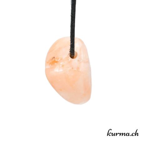 Kûrma, votre boutique de pendentif en pierre. Disponible en vente en ligne et en magasin proche de neuchâtel et la Chaux-de-fonfds en Suisse