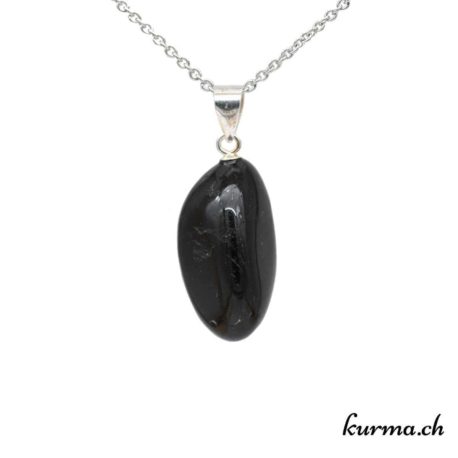 Kûrma, votre boutique de pendentif en pierre. Disponible en vente en ligne et en magasin proche de neuchâtel et la Chaux-de-fonfds en Suisse