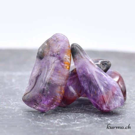 Pendentif Auralite (e) - N°10256-3 disponible dans la boutique en ligne Kûrma. Votre magasin de pierre et minéraux en suisse