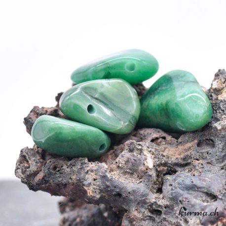 Pendentif Budstone ''Jade d'Afrique'' (c) - N°7293-3 disponible dans la boutique en ligne Kûrma. Votre magasin de pierre et minéraux en suisse