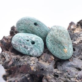 Fuchsite – Pendentif en pierre percée – N°10520