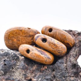 Jaspe serpent – Pendentif en pierre percée – N°10518