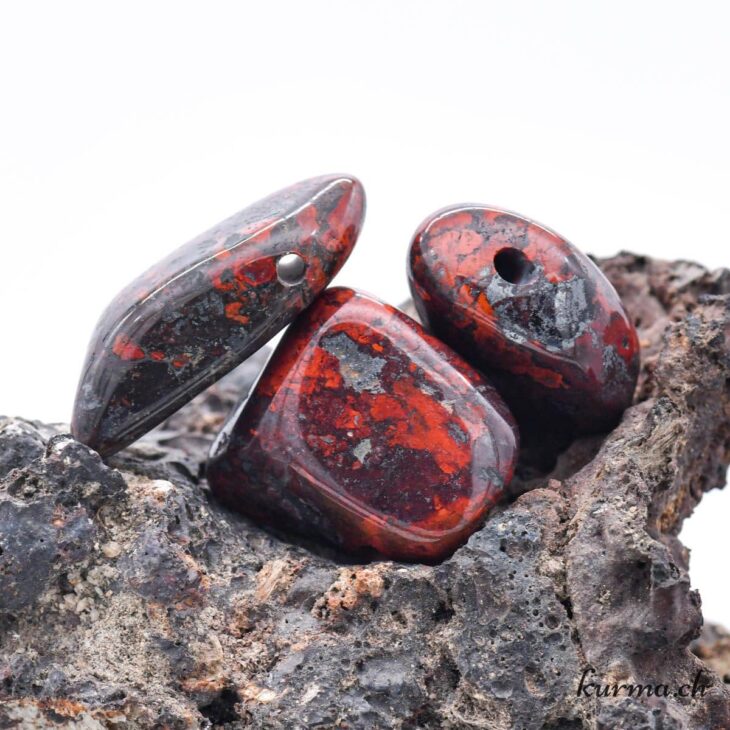 Pendentif En Jaspe Sanguin Naturel Rouge Vif - Fermoir Or Blanc 18 Carats 925 - 3.8 Cm