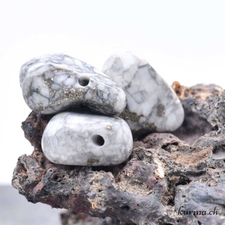 Pendentif Magnésite et Pyrite (c) - N°13720-2 disponible dans la boutique en ligne Kûrma. Votre magasin de pierre et minéraux en suisse