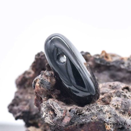 Pendentif Obsidienne Argentée ''Sibérienne'' (b) - N°7990-2 disponible dans la boutique en ligne Kûrma. Votre magasin de pierre et minéraux en suisse