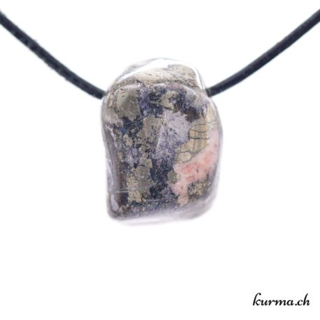 Pendentif Pyrite - Triplite - Wagnérite - N°10545.6-3 disponible dans la boutique en ligne Kûrma. Votre Magasin de lithothérapie Suisse en ligne.