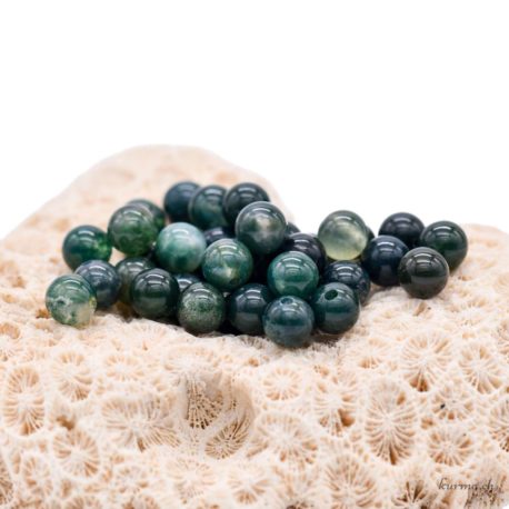 Acheter Perle Agate Mousse 6.5mm - N°15651-2 dans la boutique en ligne Kûrma. Spécialisé dans des pierres de qualité directement importer depuis les artisans lapidaires.