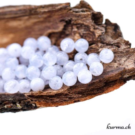 Perle Calcédoine Bleu 4-4.5mm - Nº9556-1 disponible dans la boutique en ligne. Kûrma ta boutique Suisse de bijoux en perles et de création