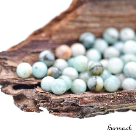 Perle Smaragdite 4-4.5mm - Nº10614-2 disponible dans la boutique en ligne. Kûrma ta boutique Suisse de bijoux en perles et de création