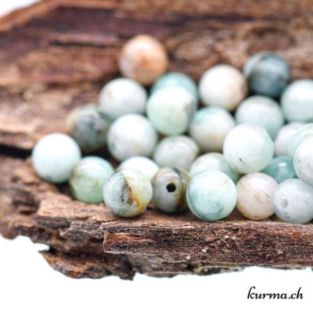 Perle Smaragdite 4-4.5mm - Nº10614-3 disponible dans la boutique en ligne. Kûrma ta boutique Suisse de bijoux en perles et de création