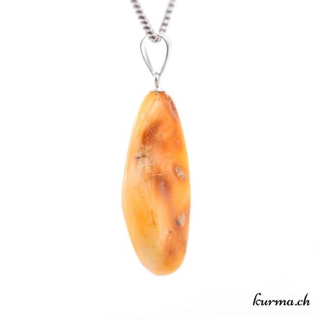 Pendentif Ambre avec boucle en argent - N°11613.3-2 disponible dans la boutique en ligne. Kûrma ton magasin de pierres semi-précieuses en Suisse