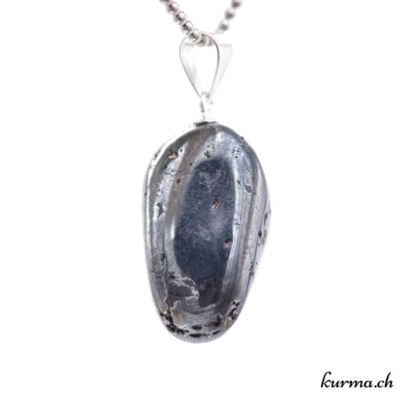 Pendentif Magnétite avec boucle en argent - N°11687.1-2 disponible dans la boutique en ligne. Kûrma ton magasin de pierres semi-précieuses en Suisse
