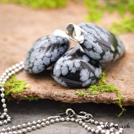 Pendentif Obsidienne Flocon de Neige avec boucle en argent - N°11702-1 disponible dans la boutique en ligne. Kûrma ton magasin de pierres semi-précieuses en Suisse