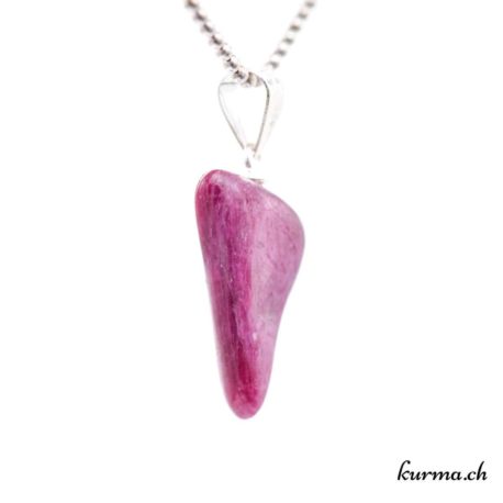 Pendentif Rubis avec boucle en argent - N°11737.3-2 disponible dans la boutique en ligne. Kûrma ton magasin de pierres semi-précieuses en Suisse