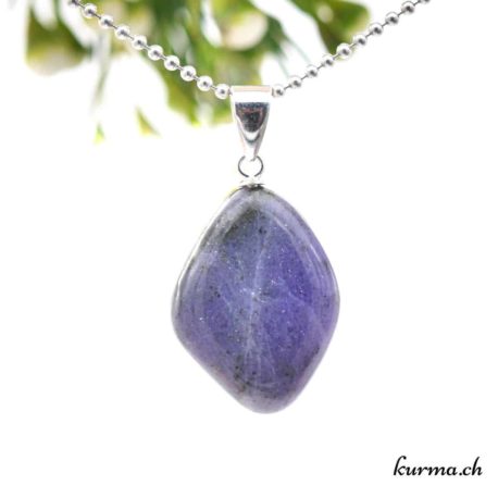 Pendentif Lépidolite Bleue-violette avec boucle en argent - N°11683.2-3 disponible dans la boutique en ligne. Kûrma ton magasin de pierres semi-précieuses en Suisse