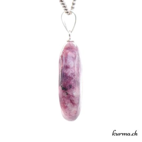 Pendentif Lépidolite Rouge-violette avec boucle en argent - N°11684.3-2 disponible dans la boutique en ligne. Kûrma ton magasin de pierres semi-précieuses en Suisse