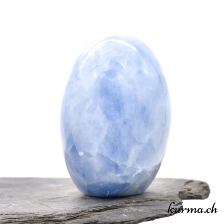 Menhir - N°8327.1-2 disponible dans la boutique en ligne Kûrma. Votre boutique de pierre semi-précieuse en suisse