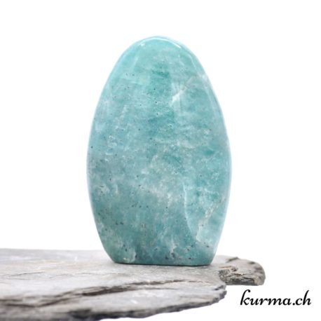 Menhir - N°8645.1-3 disponible dans la boutique en ligne Kûrma. Votre boutique de pierre semi-précieuse en suisse