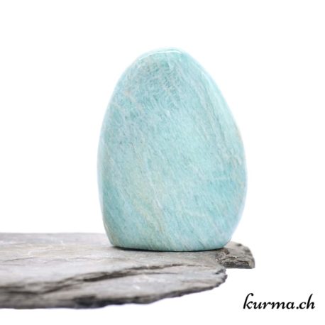 Menhir - N°8645.3-1 disponible dans la boutique en ligne Kûrma. Votre boutique de pierre semi-précieuse en suisse