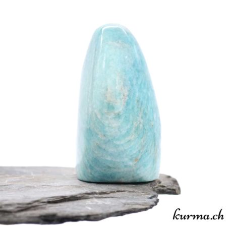 Menhir - N°8645.3-2 disponible dans la boutique en ligne Kûrma. Votre boutique de pierre semi-précieuse en suisse