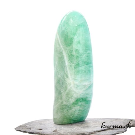 Menhir Fluorite - N°6977.1-4 disponible dans la boutique en ligne Kûrma. Votre boutique de pierre semi-précieuse en suisse