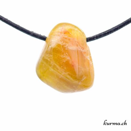 Pendentif Beril- N°11780.5-1 disponible dans la boutique en ligne Kûrma. Votre magasin de pendentif en pierre naturels suisse