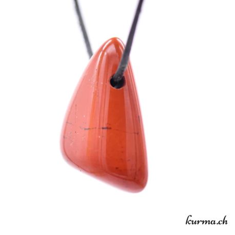 Pendentif Jaspe Rouge - N°8599.2-2 disponible dans la boutique en ligne Kûrma. Votre boutique de pierre semi-précieuse en suisse