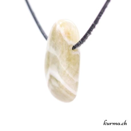 Pendentif Prasiolite - N°7997.4-2 disponible dans la boutique en ligne Kûrma. Votre magasin de pendentif en pierre naturels suisse