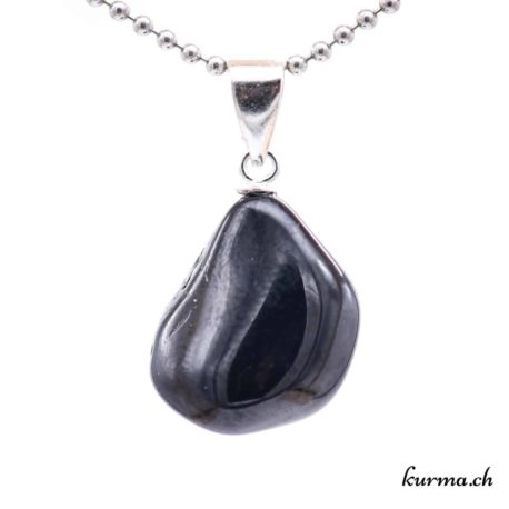Pendentif Spinelle Noire avec boucle en argent - N°8821.10-3-2 disponible dans la boutique en ligne Kûrma. Votre boutique de pierre semi-précieuse en suisse