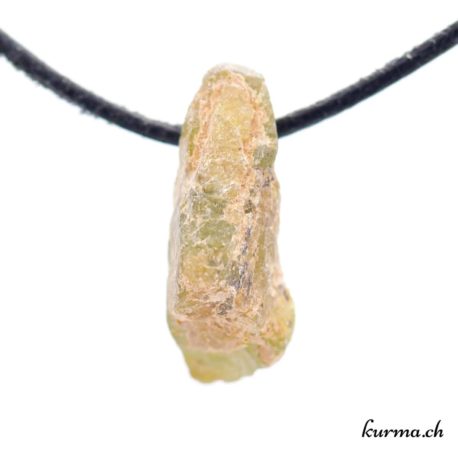 Pendentif Titanite - Sphene - N°11791.3-2 disponible dans la boutique en ligne Kûrma. Votre magasin de pendentif en pierre naturels suisse