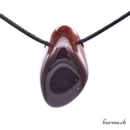 Oeil-de-boeuf collier en pierre percée