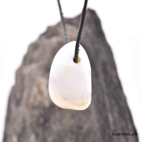 Opale blanche 'Milk Opale' - Pendentif en pierre percée