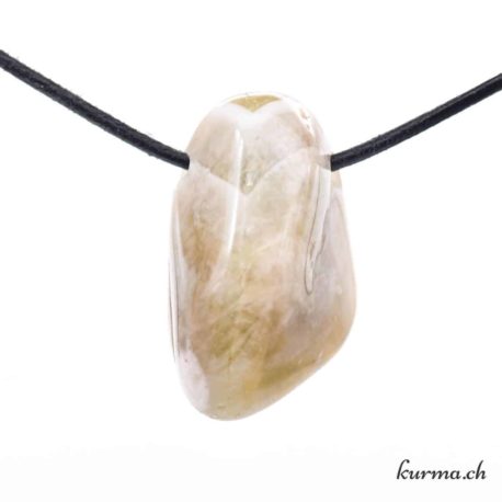 Pendentif Prasiolite - Nº7997.7-1 disponible dans la boutique en ligne Kûrma. Votre magasin de pierre et minéraux en suisse