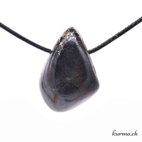 Pendentif Pyrite sur Ardoise - Nº7259.7-3 disponible dans la boutique en ligne Kûrma. Votre magasin de pierre et minéraux en suisse