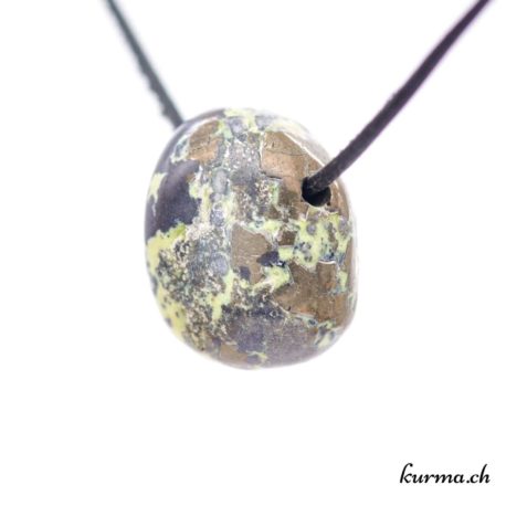 Pendentif Sphalerite - N°8738.1-2 disponible dans la boutique en ligne Kûrma. Votre magasin de pendentif en pierre naturels suisse