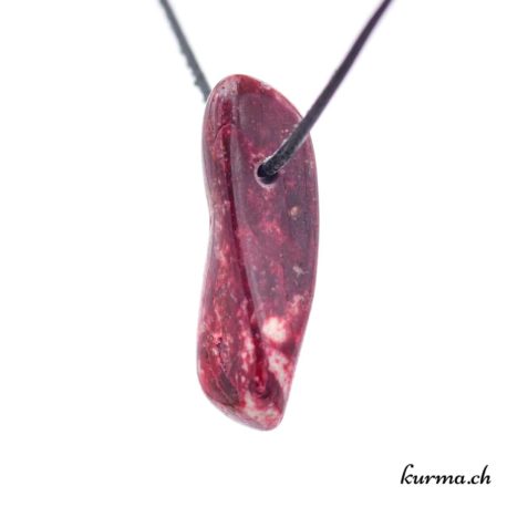 Pendentif Thulite - Piémontite - N°11793.1-2 disponible dans la boutique en ligne Kûrma. Votre magasin de pendentif en pierre naturels suisse