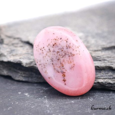 Cabochon Opal Rose - N°3297.1 disponible dans la boutique en ligne Kûrma. Votre magasin de pierre semi-présieuse pour la bijouterie