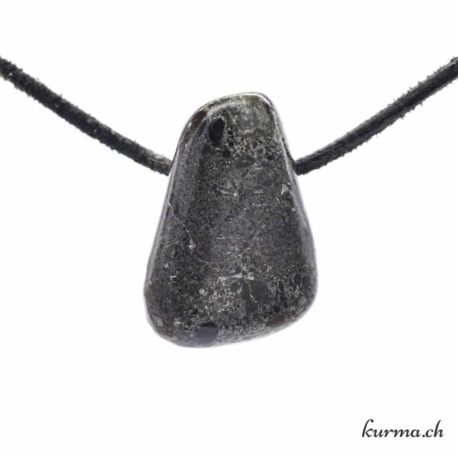 Kimberlit-Juwel in Trommelstein