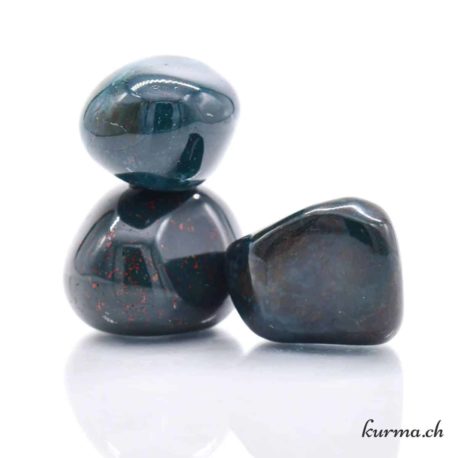 Pierre Roulée Jaspe Sanguin L - N°7518.6-3 disponible dans la boutique en ligne Kûrma. Votre magasin de pierre et minéraux en suisse