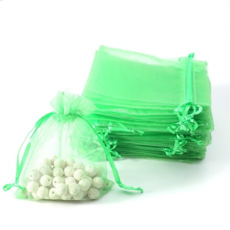 100-bourses-en-organza-de-couleur-vert-pomme-7x8cm-7090